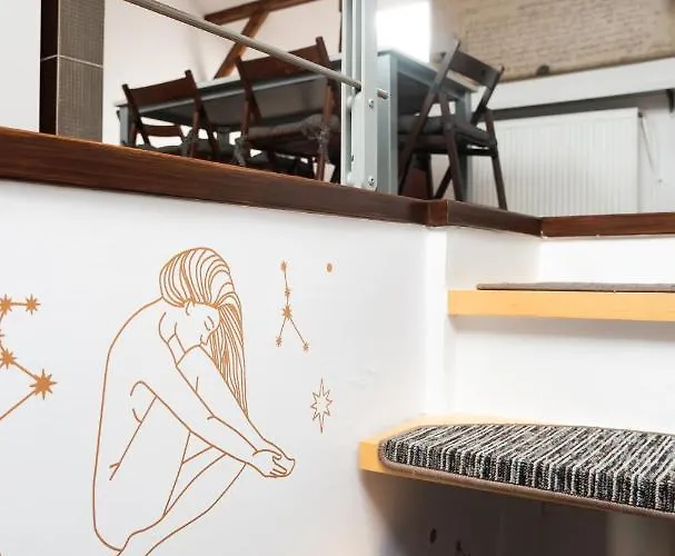 Plac Narutowicza Two-level By Bookinghost *