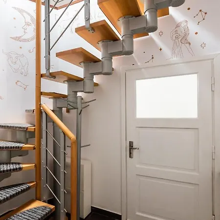 Plac Narutowicza Two-level By Bookinghost